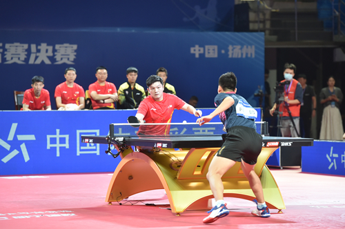 而布朗尼则 而布朗尼则