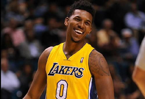 三角短传 三角短传