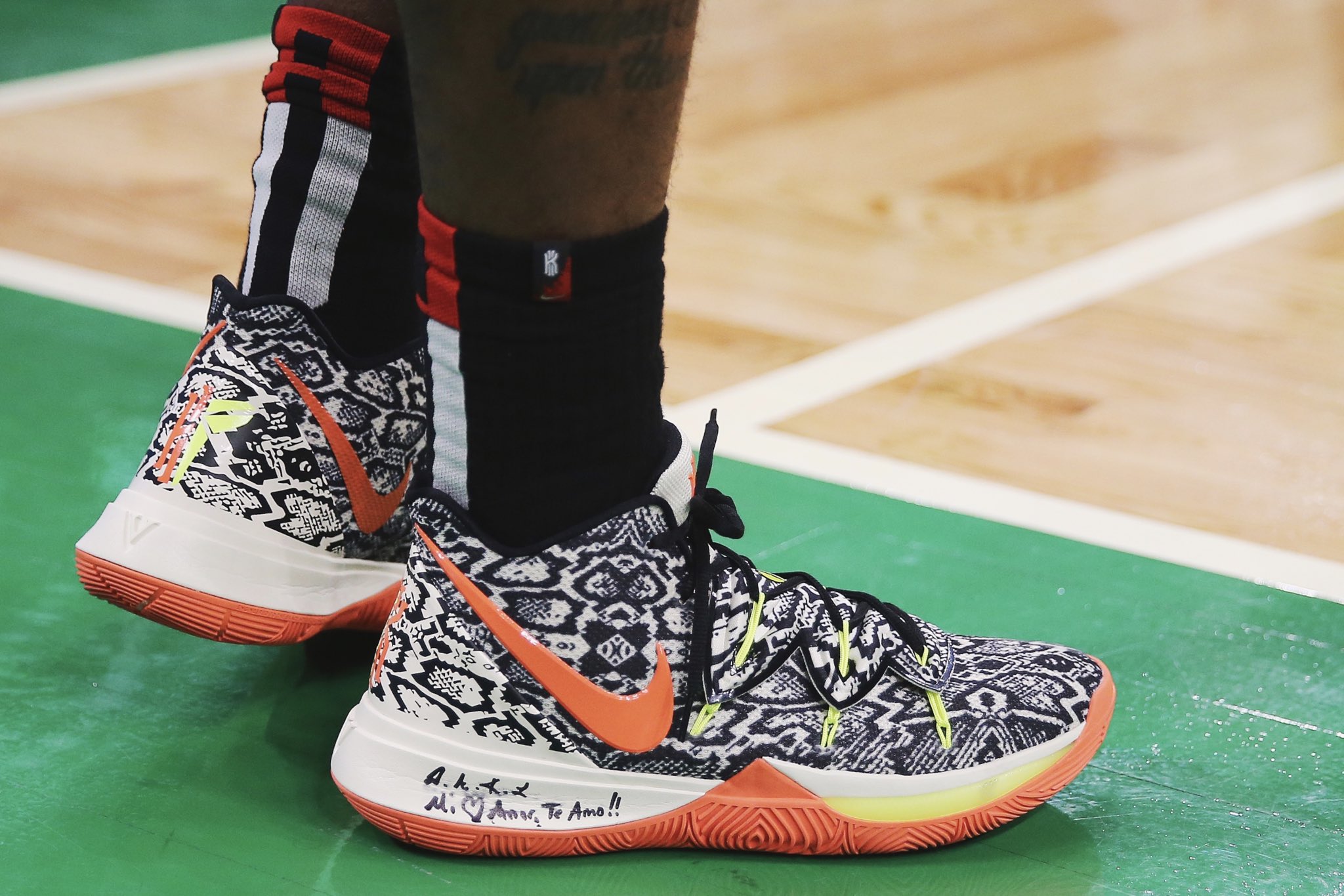 备数据与场 备数据与场